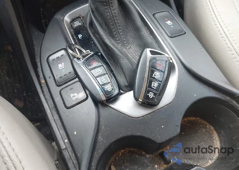 2014 Hyundai Santa Fe Sport 2.4L z USA, uszkodzony, nr VIN 5XYZUDLB4EG140392